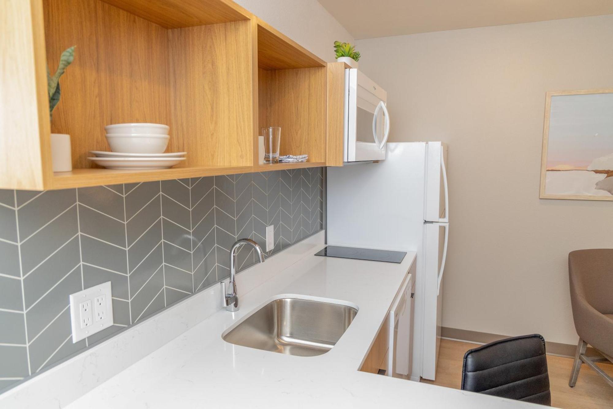 Livaway Suites Tri-Cities-Richland Bagian luar foto