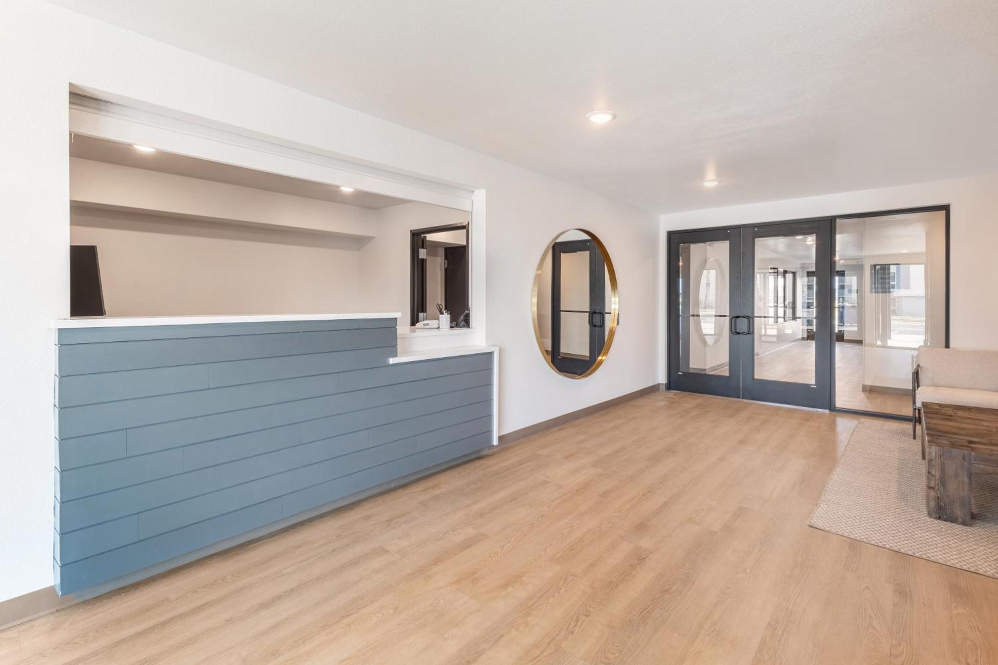 Livaway Suites Tri-Cities-Richland Bagian luar foto